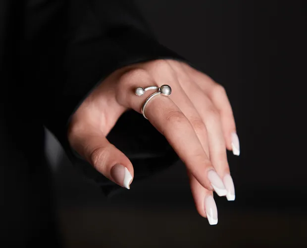 Silver Ring Balls